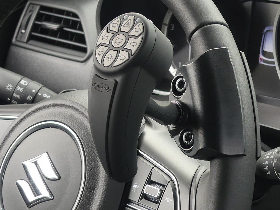GuidoSimplex 1096 infrared secondary control unit mounted beside the steering wheel