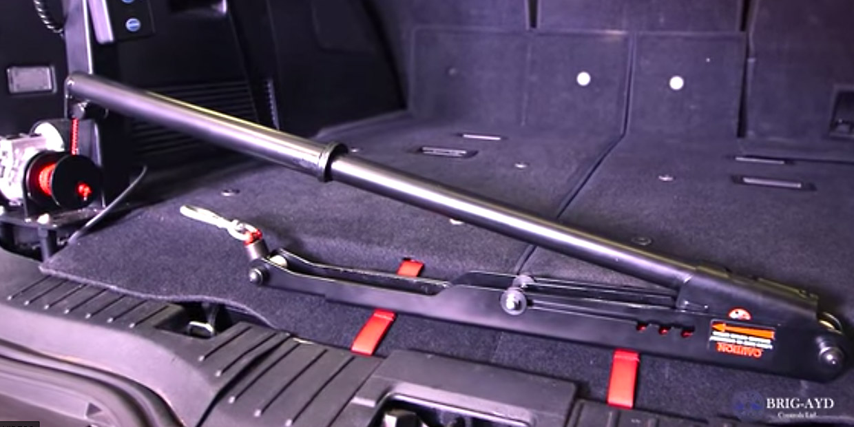 Brig-Ayd 40kg 2way Hoist fitted to a hatchback boot